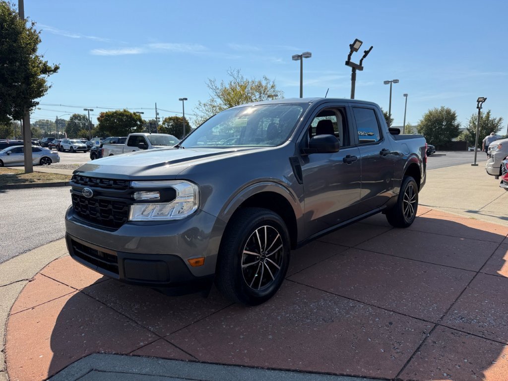 Used 2022 Ford Maverick XL FWD image 3