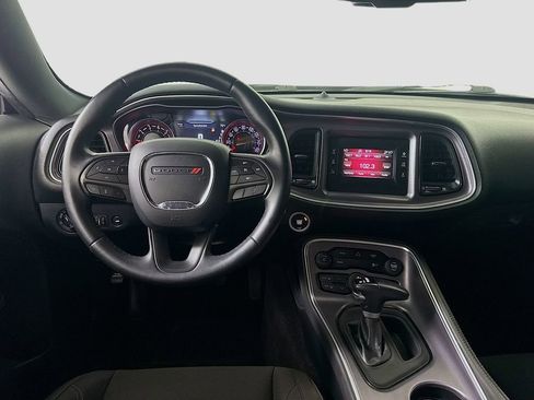 Used 2017 Dodge Challenger R/T RWD image 21