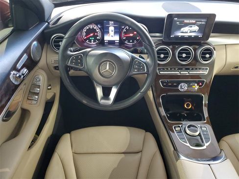 Used 2018 Mercedes-Benz C 300 Sedan image 11