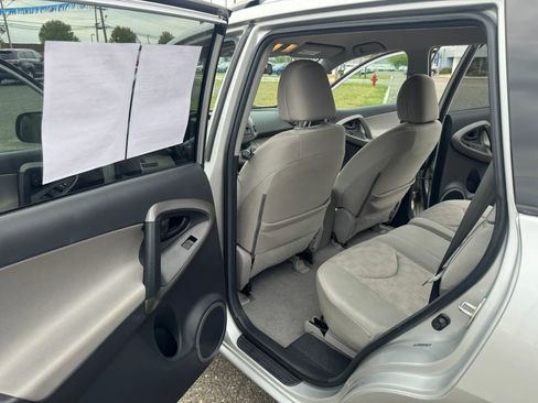 Used 2012 Toyota RAV4 4WD w/ Value Pkg image 16