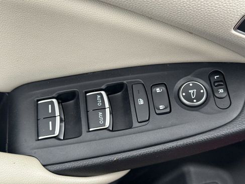 Certified 2019 Honda Accord Touring image 15