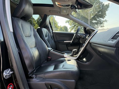 Used 2015 Volvo XC60 T5 Premier Plus image 13