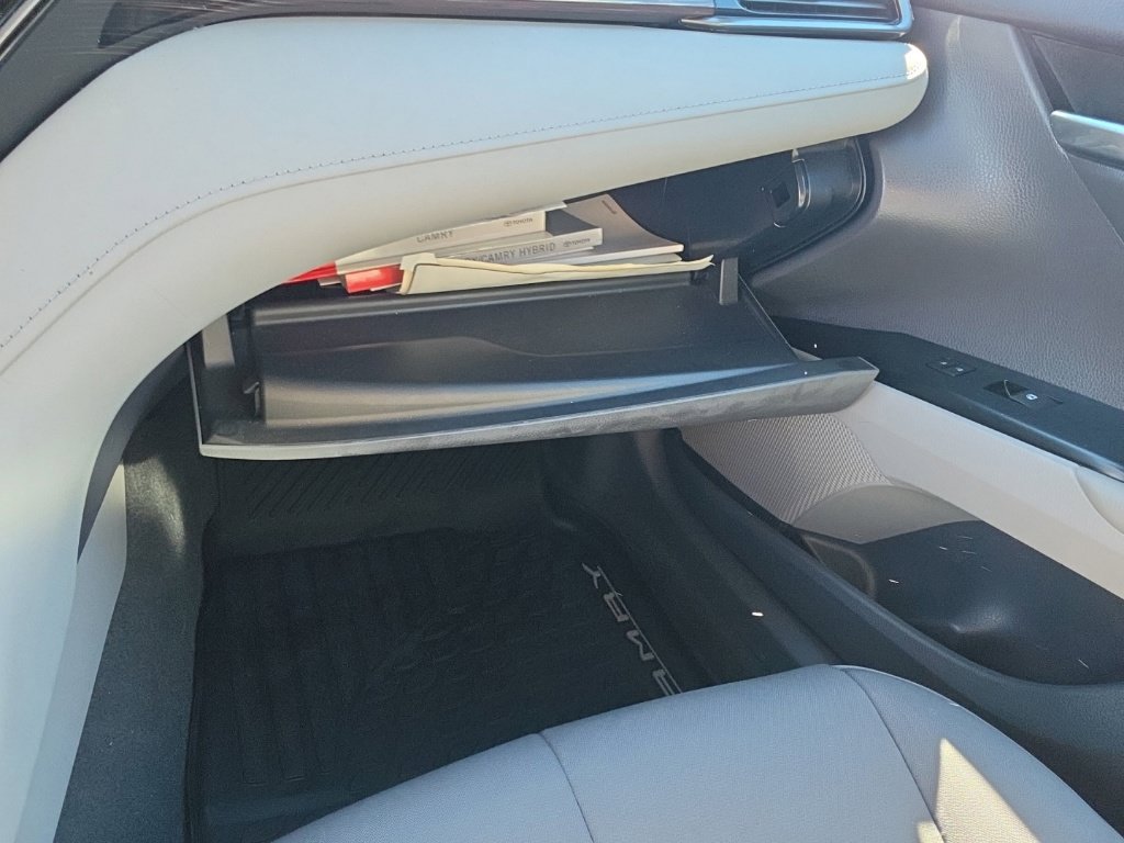 Used 2019 Toyota Camry LE FWD image 20