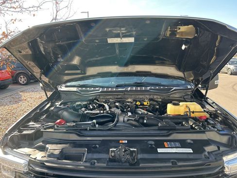 Used 2019 Ford F250 Lariat w/ Lariat Ultimate Package image 32