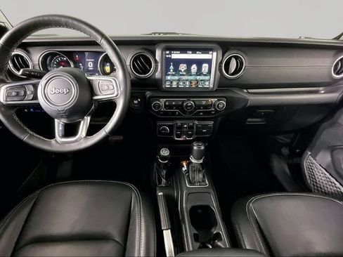 Used 2021 Jeep Wrangler Unlimited Sahara w/ Cold Weather Group AWD/4WD image 7