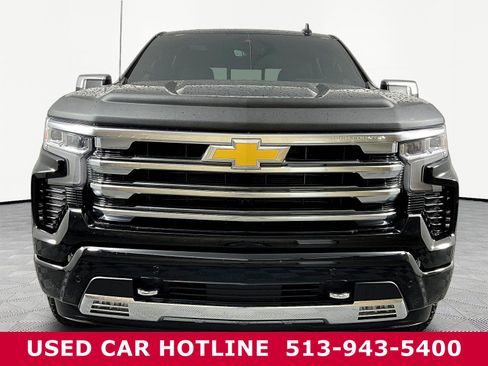 Used 2026 Chevrolet Silverado 1500 High Country w/ Technology Package AWD/4WD image 2