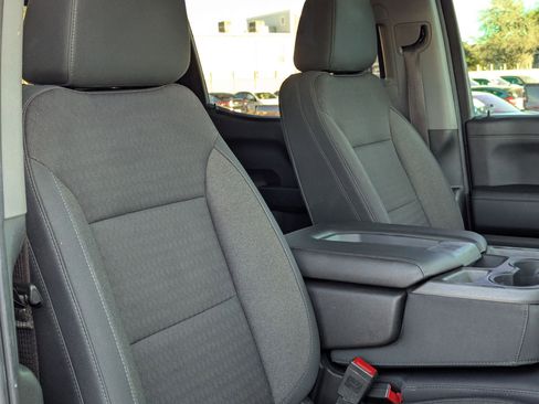 Used 2019 Chevrolet Silverado 1500 LT w/ Texas Edition image 29