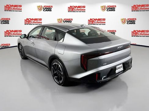 Certified 2025 Kia K4 GT-Line w/ GT-Line Sunroof Package FWD image 2