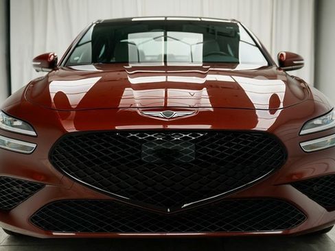 Used 2024 Genesis G70 2.5T w/ Sport Prestige Package image 2