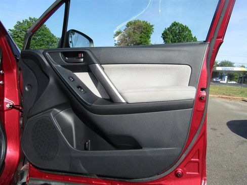 Used 2014 Subaru Forester 2.5i Premium w/ Popular Package #1 image 18