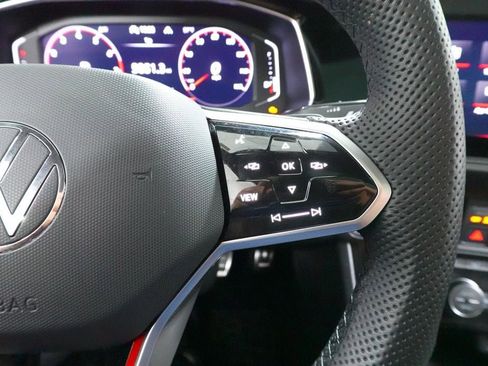 Used 2022 Volkswagen Jetta GLI Autobahn w/ GLI Black Package image 12