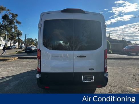 New 2025 Ford Transit 250 148 Medium Roof w/ Load Area Protection Package image 5
