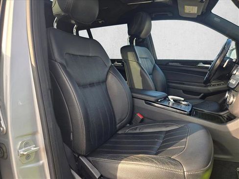 Used 2017 Mercedes-Benz GLS 450 4MATIC image 19