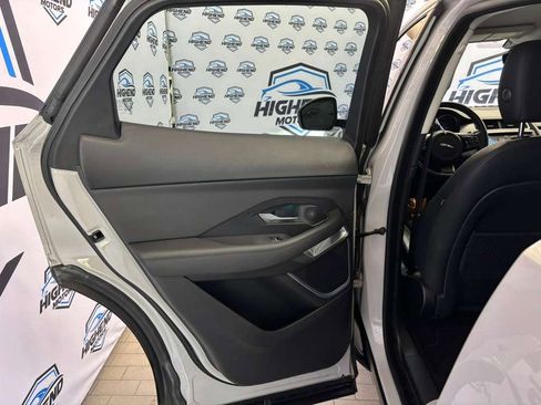 Used 2019 Jaguar E-PACE S image 17