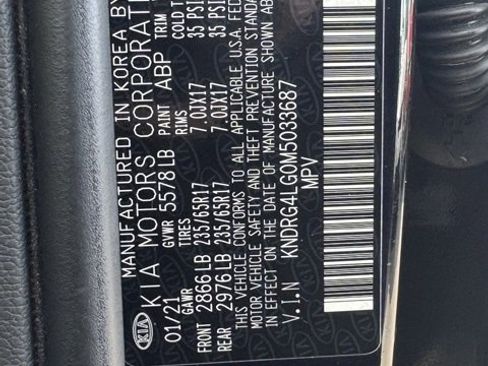 Certified 2021 Kia Sorento S image 18