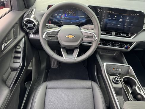 New 2026 Chevrolet Equinox LT w/ Convenience Package II image 18