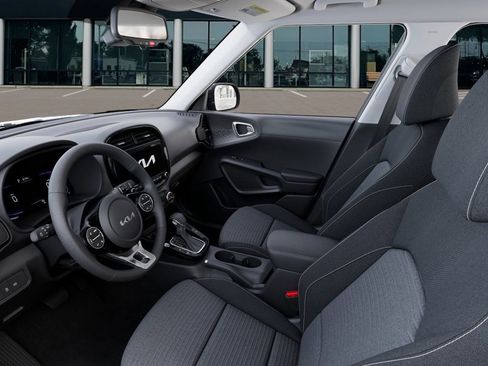 New 2025 Kia Soul EX image 19