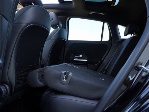 Certified 2022 Mercedes-Benz GLA 250 4MATIC image 29