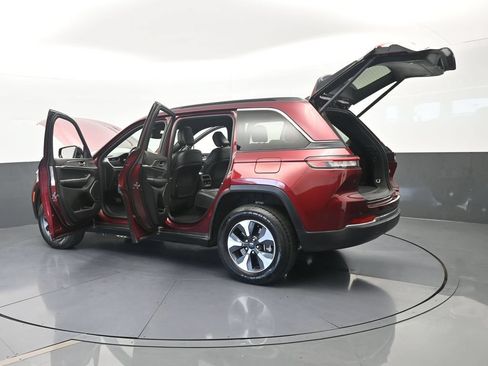 Used 2024 Jeep Grand Cherokee Limited 4xe AWD/4WD image 78