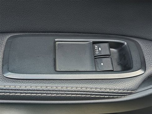 Used 2019 Ford Ranger Lariat w/ Equipment Group 501A Mid image 29