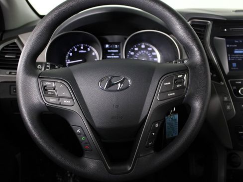 Used 2017 Hyundai Santa Fe Sport image 20