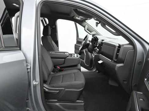 Used 2025 GMC Sierra 1500 Elevation image 29