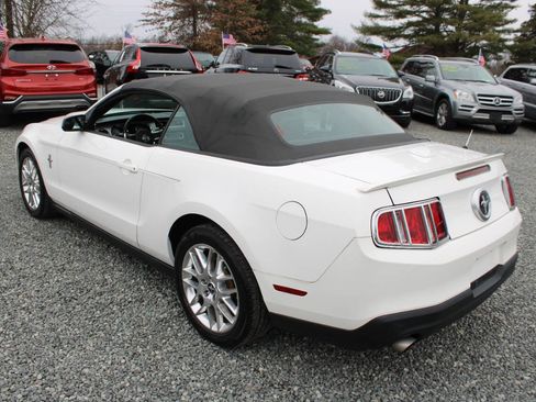 Used 2012 Ford Mustang Premium image 17