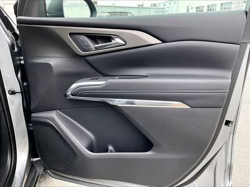 New 2026 Chevrolet Traverse LT w/ Driver Confidence Package image 30