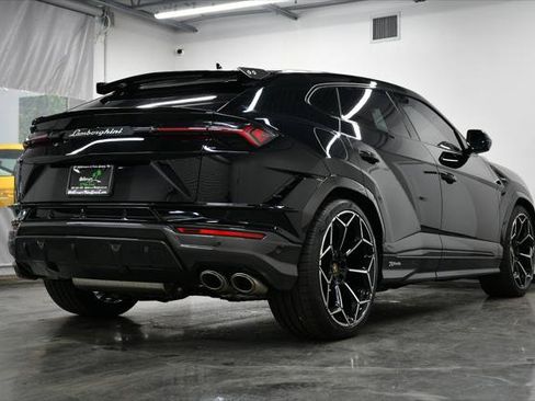 Used 2024 Lamborghini Urus Performante AWD/4WD image 23