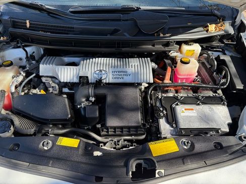 Used 2010 Toyota Prius Five image 8