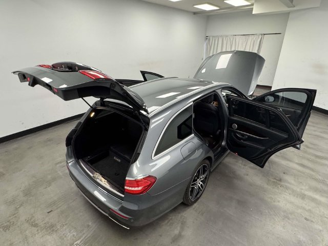 Used 2019 Mercedes-Benz E 450 4MATIC Wagon w/ Driver Assistance Package image 16