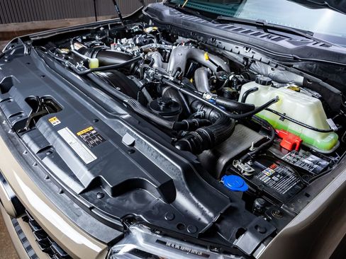 Used 2026 Ford F450 XLT w/ XLT Premium Package image 39