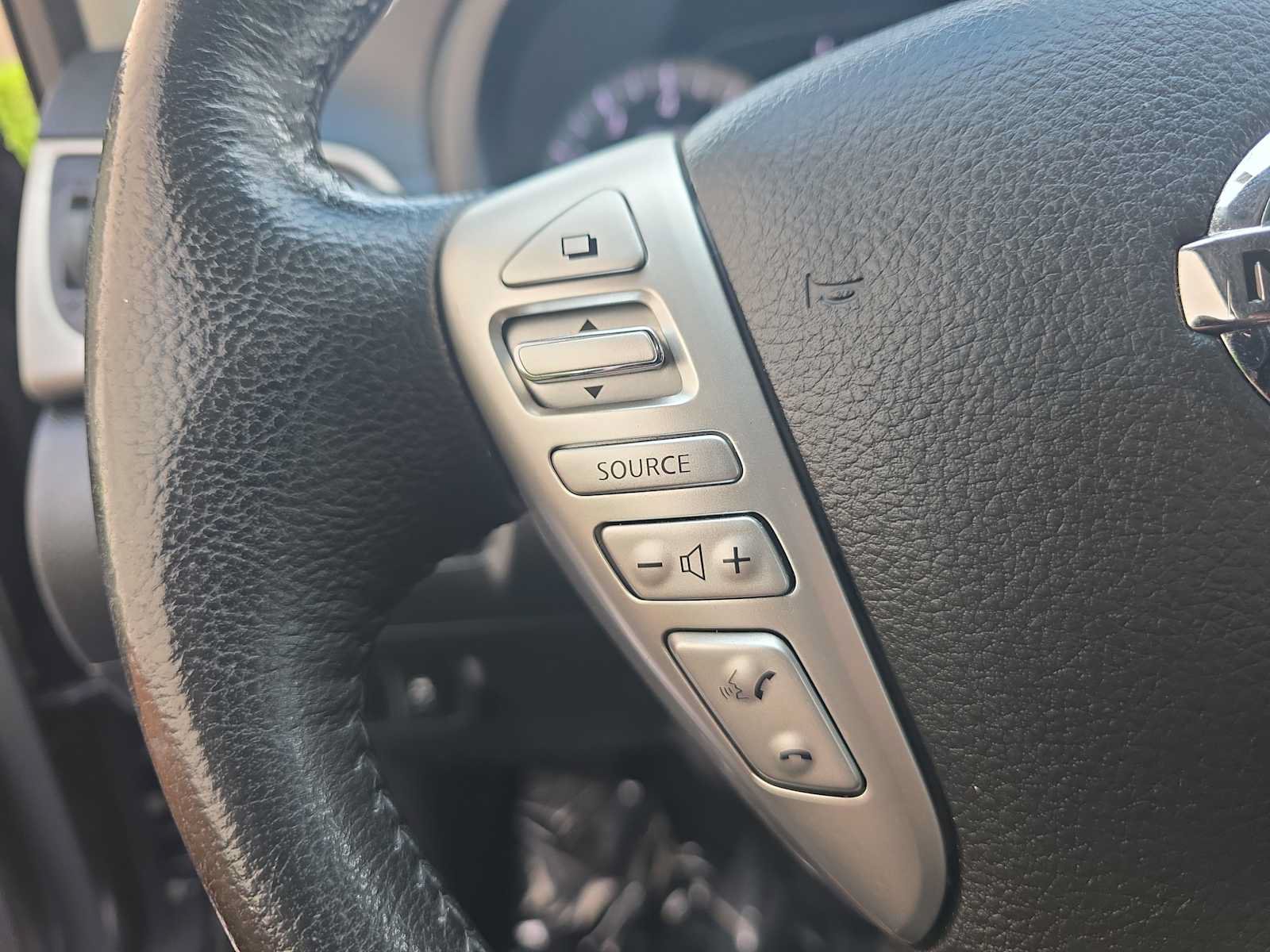 Used 2014 Nissan Sentra SL w/ Premium Package FWD image 26