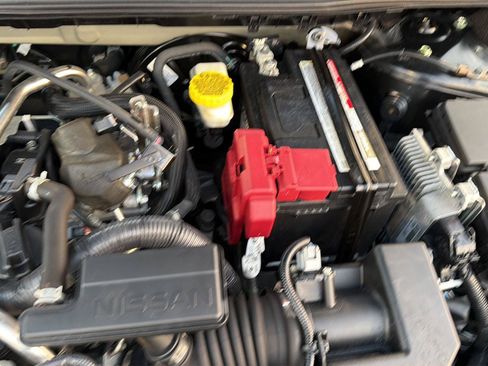 Used 2024 Nissan Sentra S FWD image 34