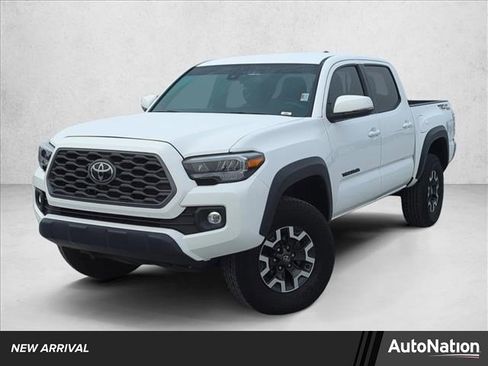 Certified 2023 Toyota Tacoma TRD Off-Road image 1