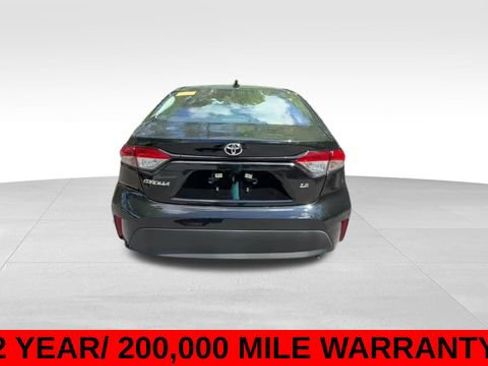 Used 2025 Toyota Corolla LE FWD image 8