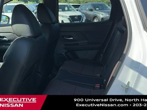 Used 2025 Nissan Kicks SR image 22