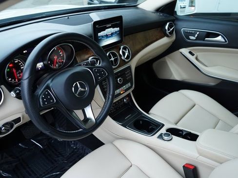 Used 2019 Mercedes-Benz GLA 250 GLA 250 image 23