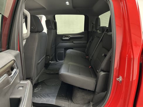 Used 2023 Chevrolet Silverado 1500 LT image 19