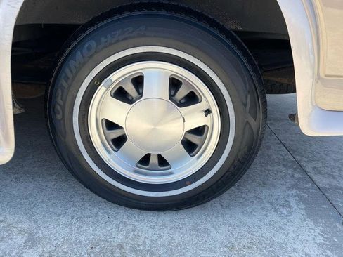 Used 1999 GMC Savana 1500 image 16