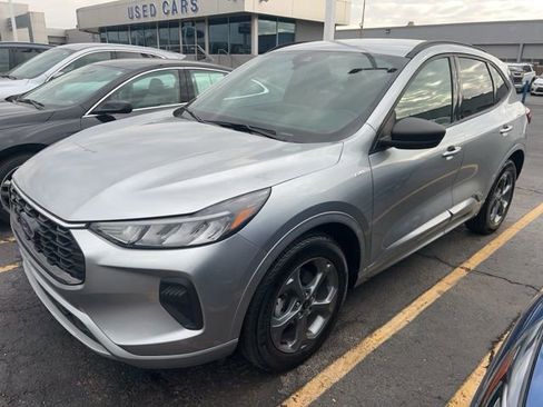 Used 2023 Ford Escape ST-Line w/ Tech Pack #1 image 5