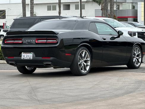 Used 2022 Dodge Challenger GT RWD image 4