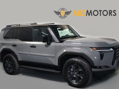 Used 2024 Lexus GX 550 image 1