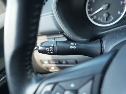 Used 2022 Nissan Sentra SV image 30