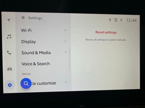 Used 2025 Toyota Camry LE image 35
