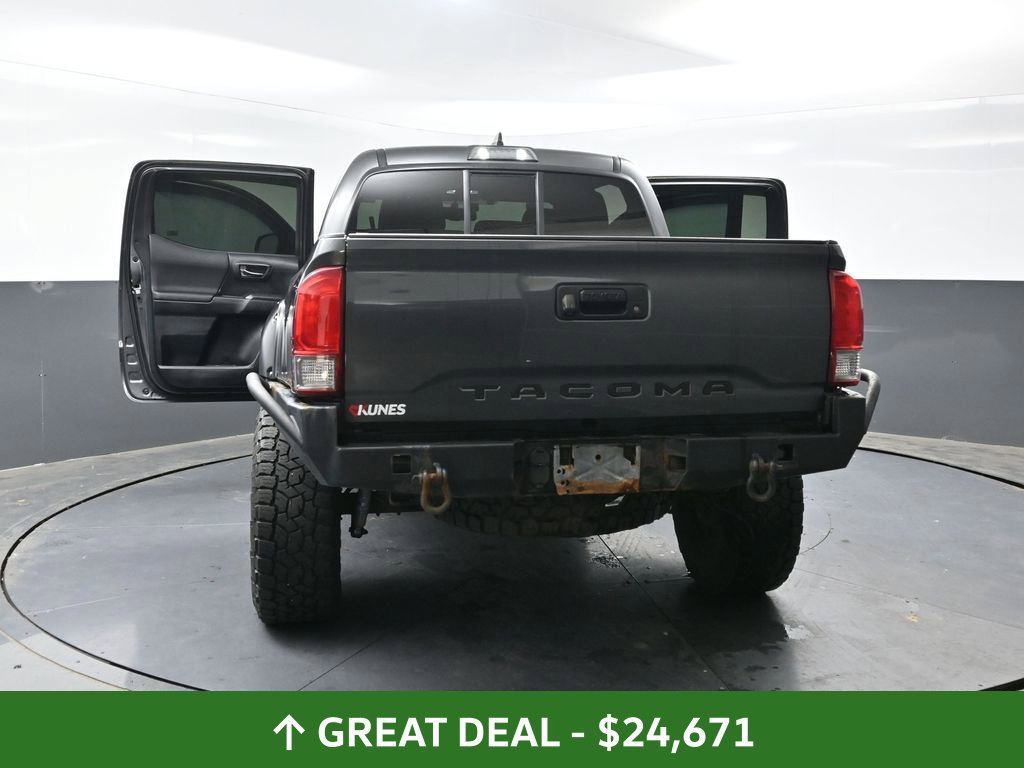 Used 2016 Toyota Tacoma TRD Sport w/ Towing Package AWD/4WD image 57