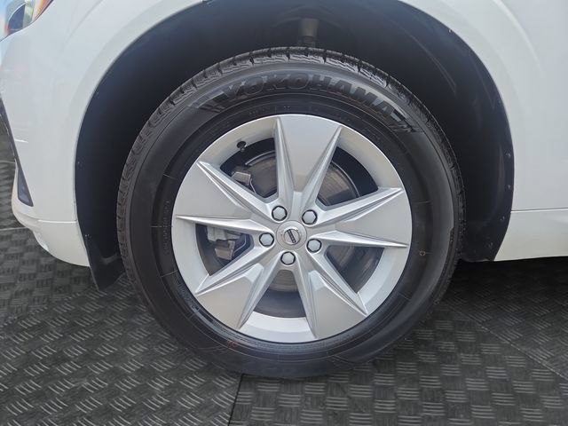 Used 2022 Volvo XC60 B5 Momentum AWD/4WD image 37