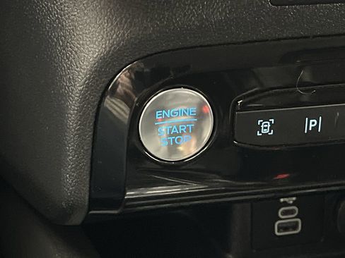 Certified 2024 Ford Escape Platinum image 21