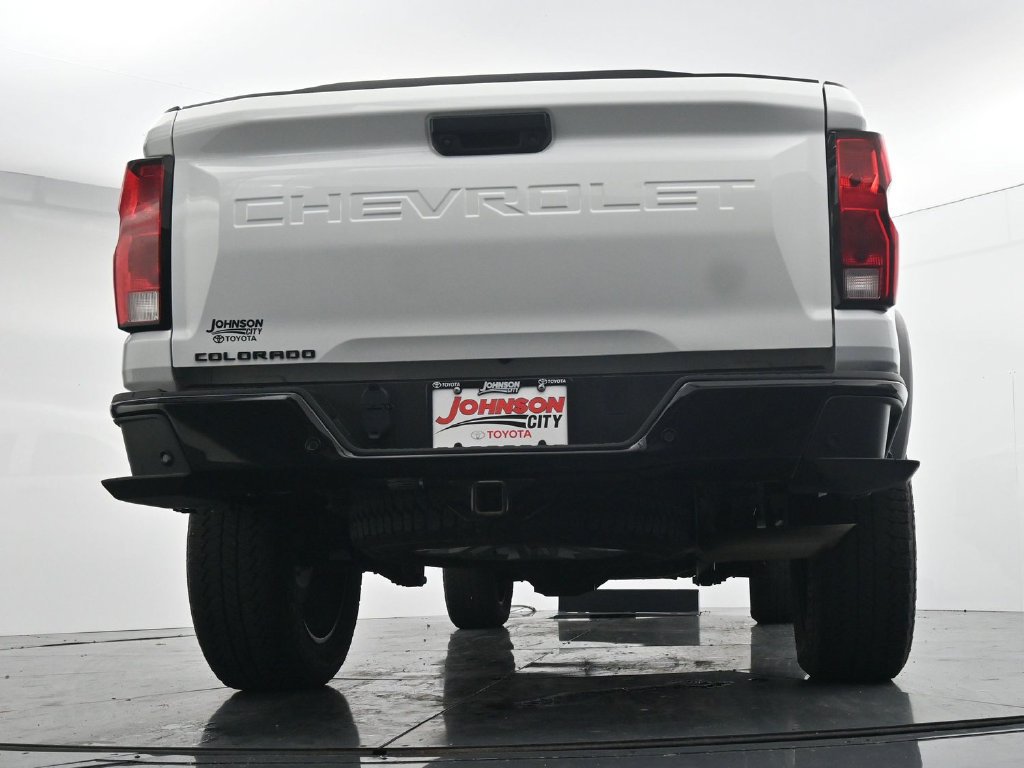 Used 2024 Chevrolet Colorado Trail Boss w/ Technology Package AWD/4WD image 35