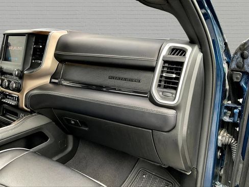 Used 2022 RAM 2500 Limited AWD/4WD image 22